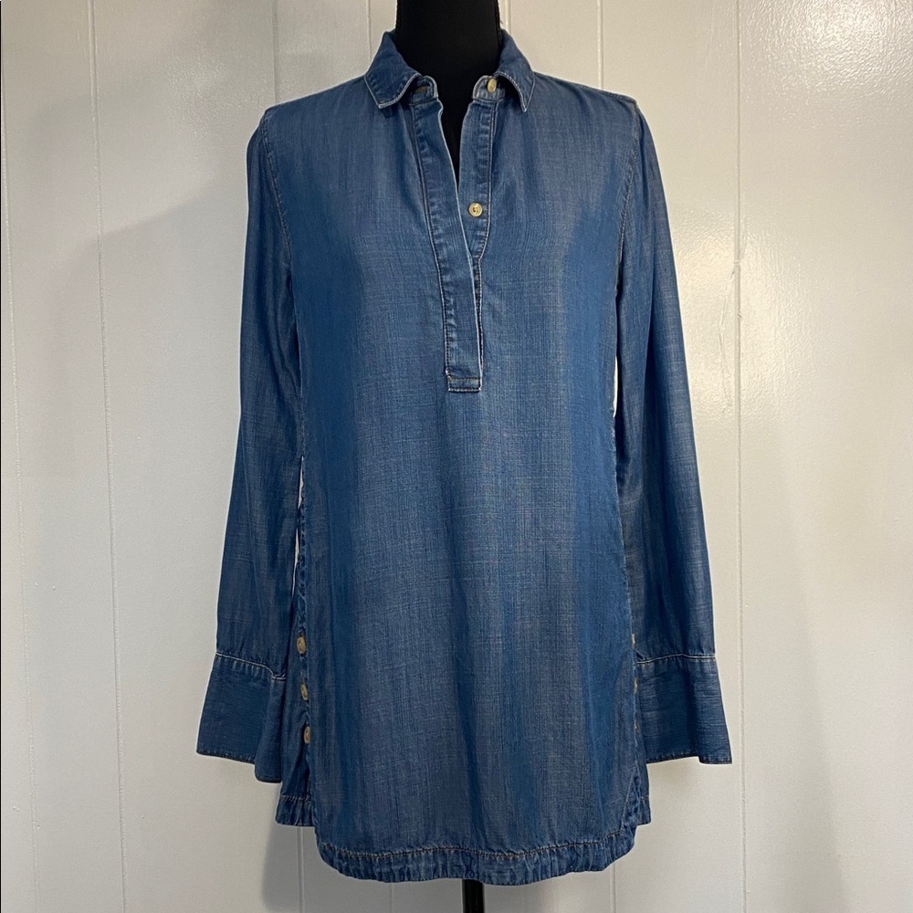 Chico’s Blue Denim Tencel Tunic Top Coastal Cottagecore Size Small - Picture 3 of 10